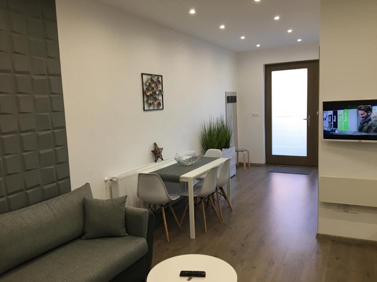 Foter Apartman Ii. 维拉尼 外观 照片